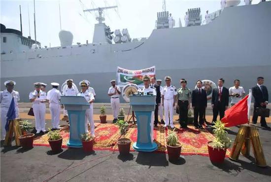 编队指挥员沈浩在欢迎仪式上致辞——禹威摄 (3).jpg