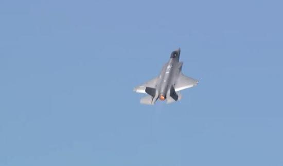 
	ֱF-35 
