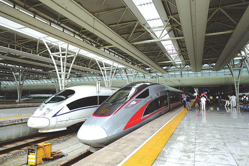 中国复兴号高铁军用前景如何 一夜可投送一个