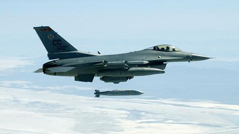 解放军055大驱刚下水 美就售台湾这款先进反舰