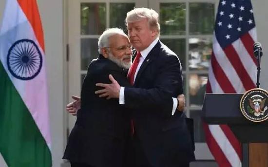 印度与中国边境对峙背后:印度毫不犹豫地拥抱