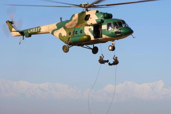 中国再购4架米171E直升机补充机队 直20尚不