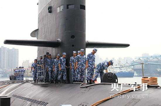 ����ս��������������巬L��