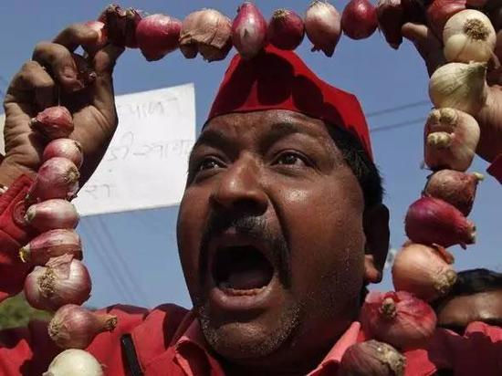 Ϊ�˿�����ۡ��ȶ����ģ�ӡ���������������ֹ��еĳ��ڣ������й��Ͱͻ�˹̹��������ǧ����С�