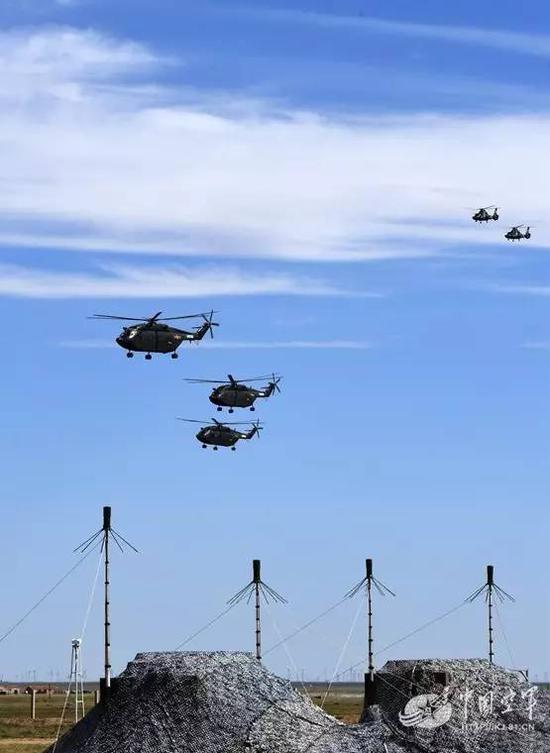 探访朱日和阅兵空中指挥部 指挥方舱开设只需