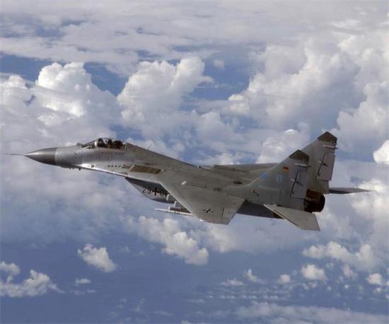 国当年缘何放弃引进俄先进战机 为确保歼10项