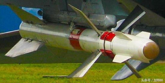 中国苏30战机曝光一罕见导弹 曾经是主力现在