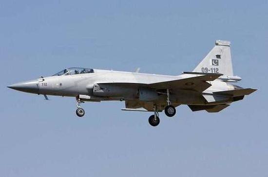 中国北斗系统将为巴铁枭龙战机制导 令印军丧