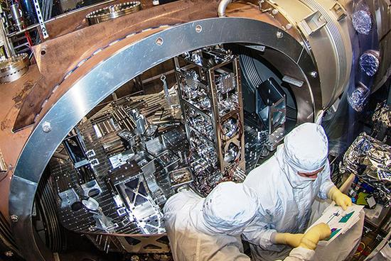 ���������������������̨(LIGO)�Ĺ�����Ա����ԴLIGO��