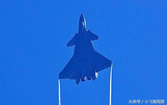 歼-20五代战机