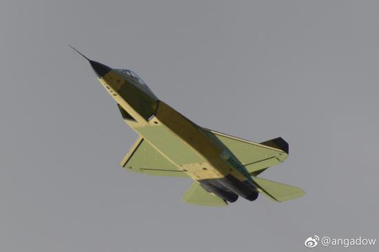 官方披露FC31指标:内置6枚导弹 作战半径优于