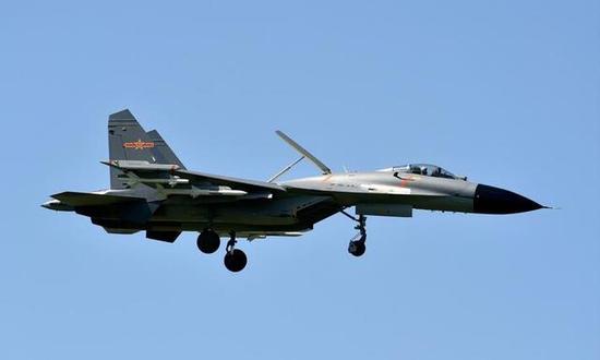 中国先进战机为何老打火箭弹?真实情况出人意料|火箭弹|空军|战机_新浪军事_新浪网