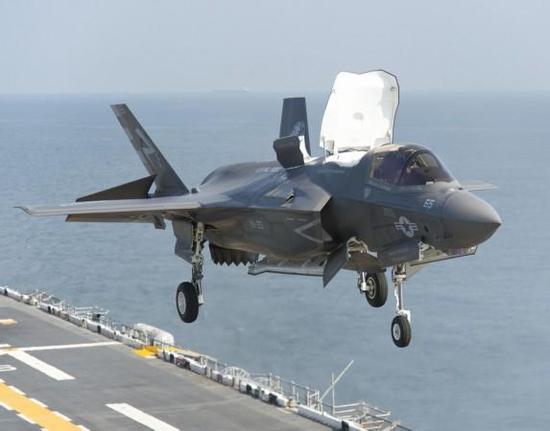 F35舰载型号一旦登上出云号，其将正式变身航母