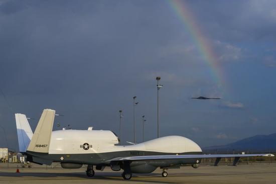 MQ-4C “人鱼海神”无人机