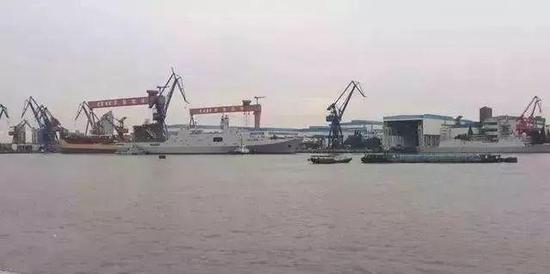 建造中