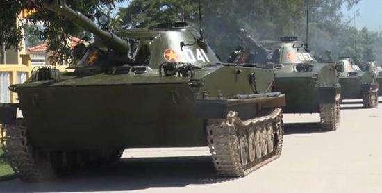 PT-76 坦克