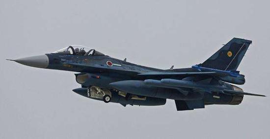 美国想让日本买F22与F35杂交新战机 单价达2