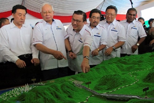 Ϊһһ·ĲߡͼΪ2017ɼӲ챻Ϊǡһһ·ҪĿĶ·Ŀ·͸ͼƬ