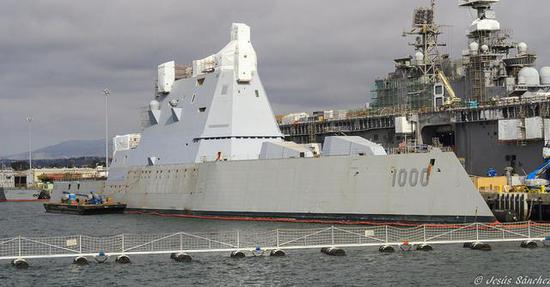 英国受船舶工业整体衰退波及 连2千吨小船也造不好了