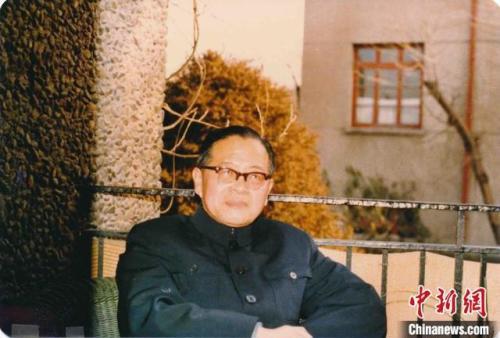 最后一位亲历东京审判的人走了:曾揪出"百人斩"元凶