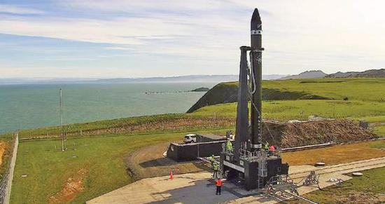 图为先前在新西兰发射的洛克希德“电子”小型火箭。