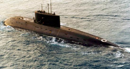 中国常规潜艇总师:我AIP潜艇局部领跑 有多项世界第1