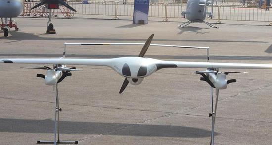 这就是腾盾公司的一款新无人机，水平飞行和垂直飞行发动机是两套，死重大