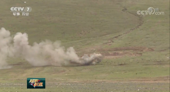 激光制导炮弹准确命中目标