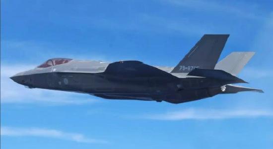 对于日本来说,F-35是笔不得不交的保护费