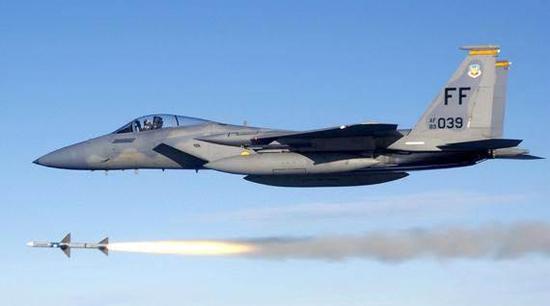 F-15早期型号设计寿命就达到了4000小时以上