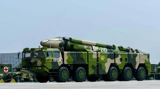我东风21D打航母全靠核弹头?印度军工称自己更先进