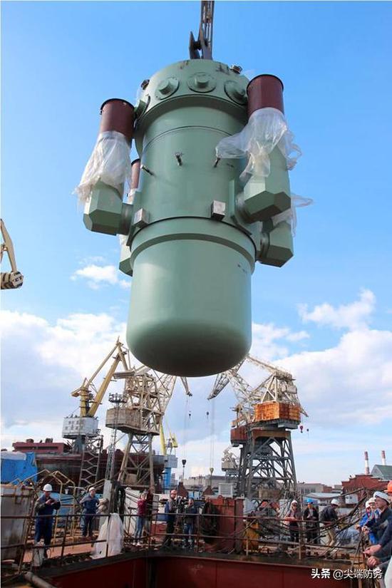 国产003航母排水量12万吨超过美国福特级-哈哈