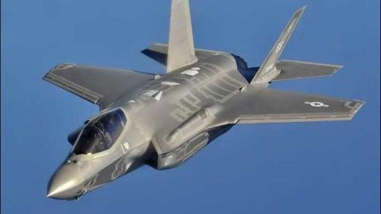 F35