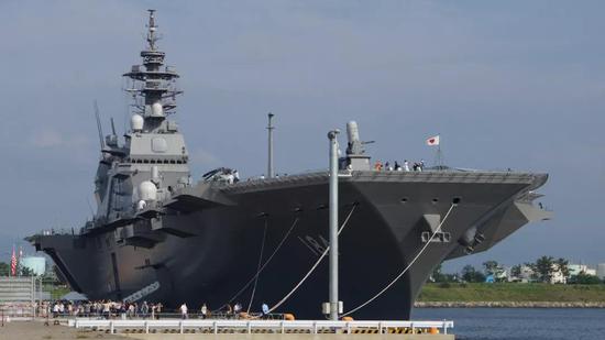 日本DDH-184“加贺”号直升机航母