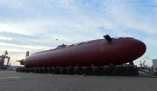 095核潜艇已服役?或赶上国际先进水平 护航母去远洋