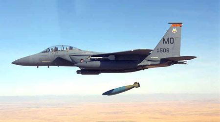 F15