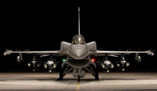 洛马官网展示的F-16V