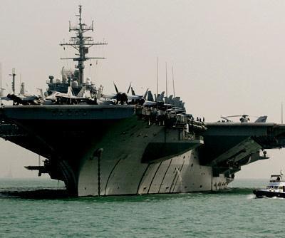 美军史上最大航母事故中国须借鉴 一场大火死