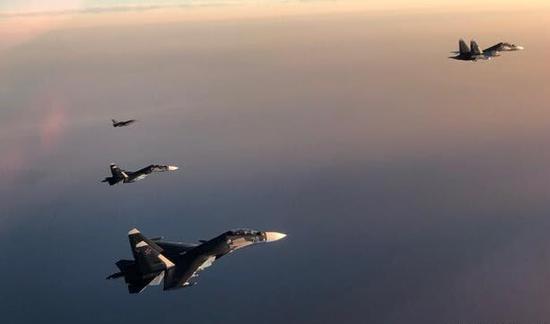 比利时F16在波罗的海拦截俄军机 若引冲突将不