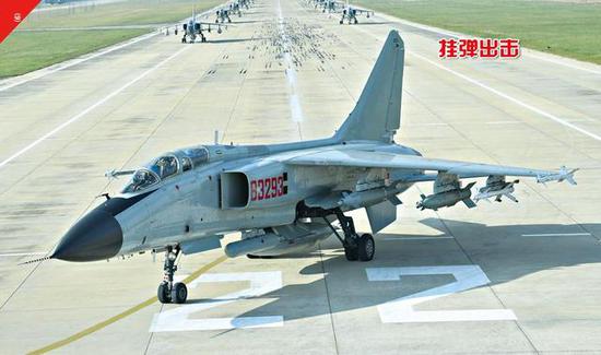 图片:歼-16能够挂载歼轰-7A所有的机载对地攻击武器