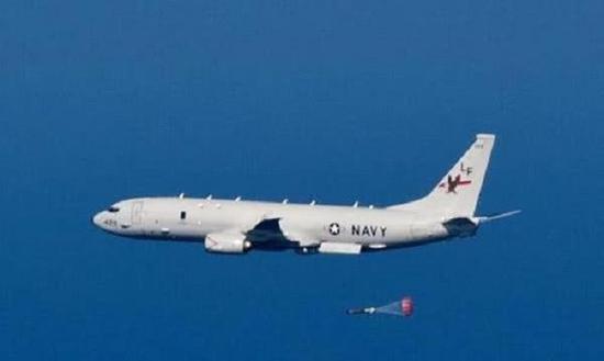 P-8A这样反潜飞机将弹舱设计在弹腹