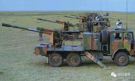 ▲ 三类不同的122毫米自行火炮，对应不同的机械化部队