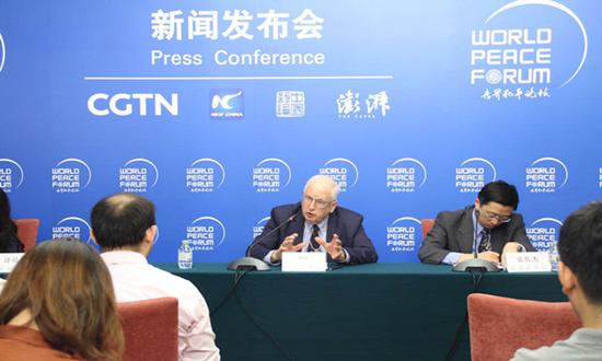 芮效俭出席第七届世界和平论坛(图片来源:中评社)