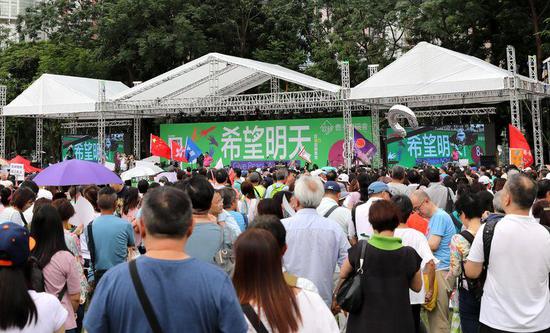 “希望明天”反暴力音樂集會現場。(新華社記者吳曉初攝)