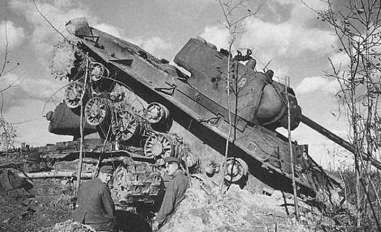 KV坦克残骸