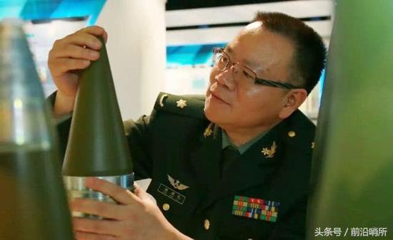 ���B��ר��