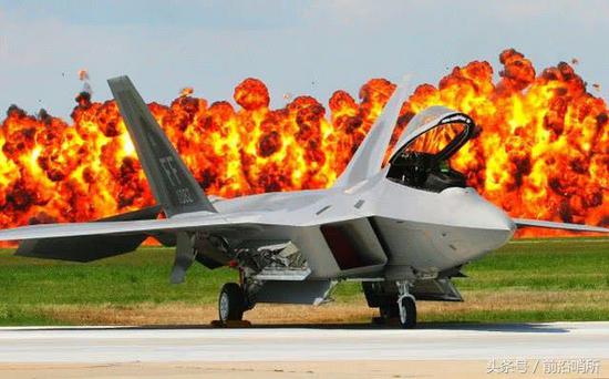 “猛禽”F-22战斗机