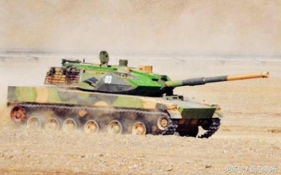 网上流传的中国ZTQ轻型坦克测试照片