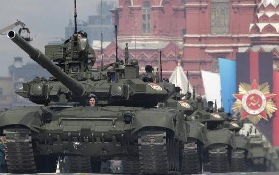 俄罗斯家底再厚也有坐吃山空时 俄军无奈启封老坦克