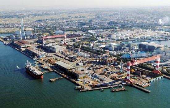 ͼΪIHI֪촬޴ĸɴ룬LNGȼ޺һ꾮ƽ̨ڽ졣